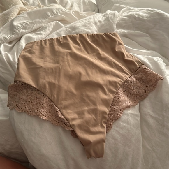 NWOT Natori Plush HIGH RISE THONG - Picture 6 of 6